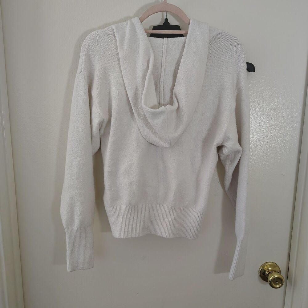 Zella White Hoodie Crossover Size Medium - Picture 10 of 14